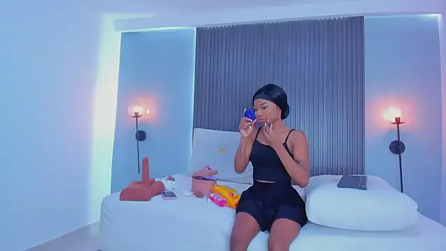 winter11 – webcam model profile photo Image 3