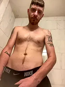 roouse – webcam model profile photo Image 7