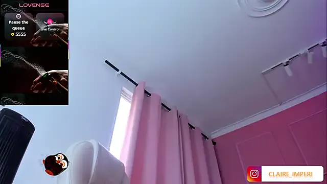 Cassia_Stars – webcam model profile photo Image 11