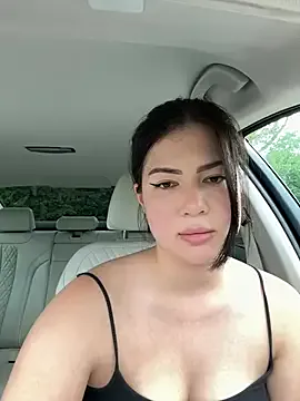  – webcam model profile photo Image 9