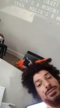 roouse – webcam model profile photo Image 9