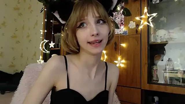 cloudgirrl – webcam model profile photo