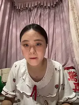 lucy-joy on FreeCamNet Image 3