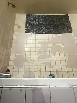 Mia--meow – webcam model profile photo Image 16