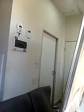 YourNotMySupervisor – webcam model profile photo Image 10