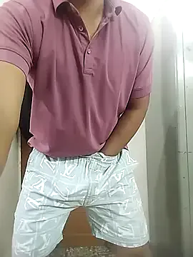 Queen_sofiyaa – webcam model profile photo Image 5