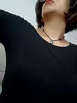 Kamila151 – webcam model profile photo Image 16