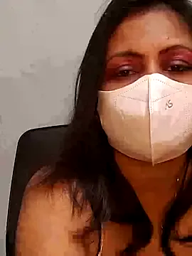 ClaireBree – webcam model profile photo Image 2