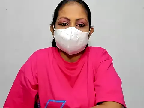 ClaireBree – webcam model profile photo Image 3