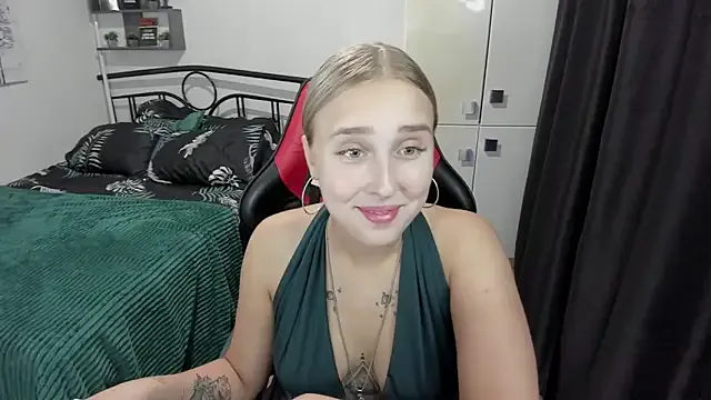 841_yayoi – webcam model profile photo Image 6