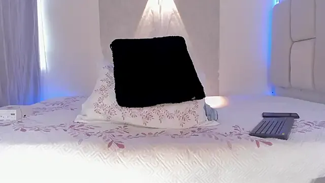 ClaireBree – webcam model profile photo Image 15