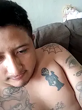 Jbear7127 – webcam model profile photo Image 5