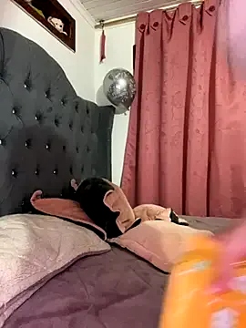 LOVE_MIREI_LOVE – webcam model profile photo Image 17