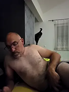 Rodrigues_Lucas – webcam model profile photo Image 2