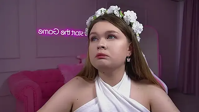 roouse – webcam model profile photo Image 4