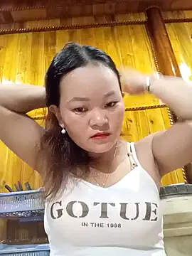 seraphine23 – webcam model profile photo Image 12