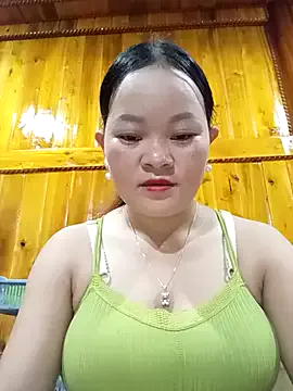 seraphine23 – webcam model profile photo Image 13