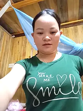 seraphine23 – webcam model profile photo Image 2