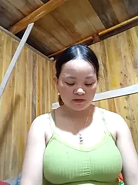 seraphine23 – webcam model profile photo Image 7