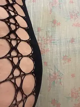 _MiaQueen_ – webcam model profile photo Image 4