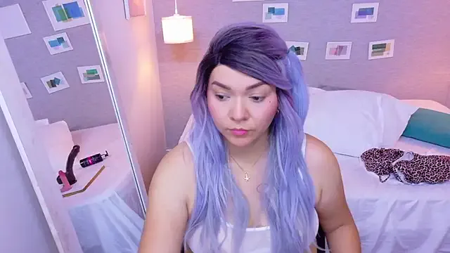  – webcam model profile photo Image 19
