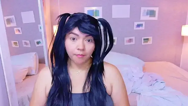  – webcam model profile photo Image 9