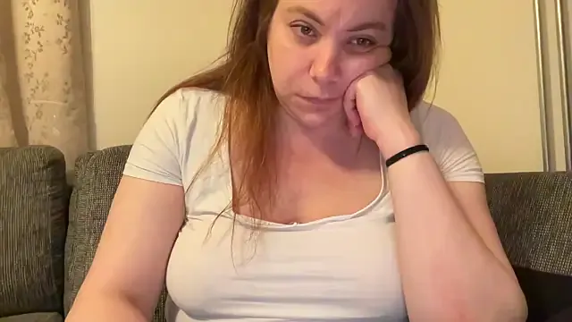 Kamila151 – webcam model profile photo Image 3