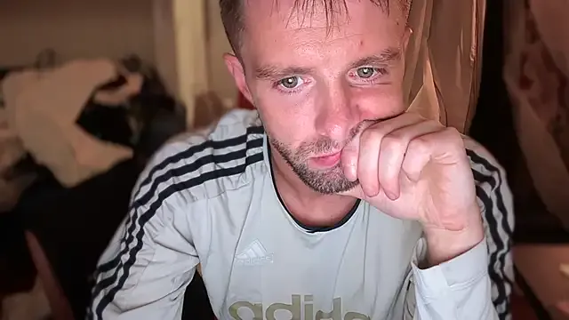 dirtypub – webcam model profile photo Image 18