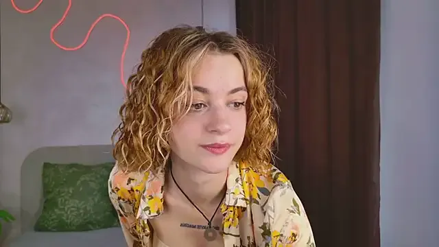 bambi_lu – webcam model profile photo Image 14