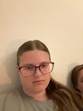 lariic on FreeCamNet Image 16