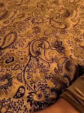 lariic on FreeCamNet Image 3