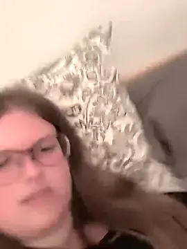 lariic on FreeCamNet Image 6