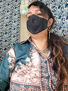 Nonchan_ – webcam model profile photo Image 11