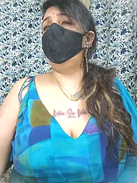 Nonchan_ – webcam model profile photo Image 6