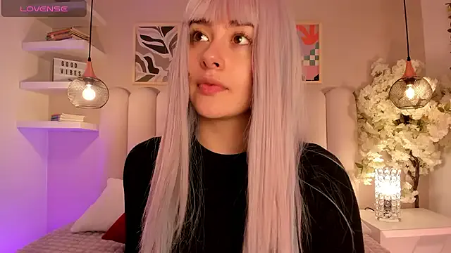 Nonchan_ – webcam model profile photo Image 19