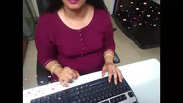 Lucky-baby – webcam model profile photo Image 9