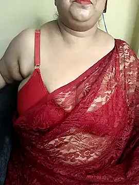 seraphine23 – webcam model profile photo Image 5