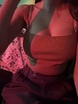 AKO_o0 – webcam model profile photo Image 15