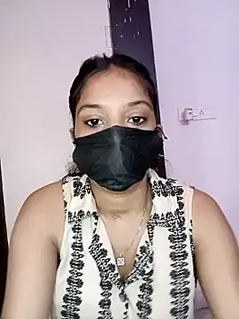 seraphine23 – webcam model profile photo Image 10