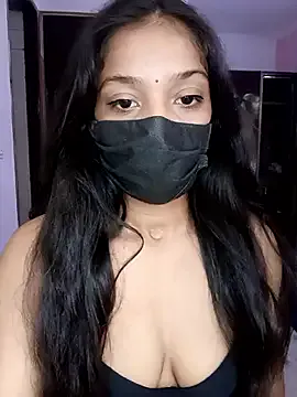 seraphine23 – webcam model profile photo Image 17