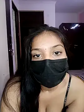 seraphine23 – webcam model profile photo Image 19