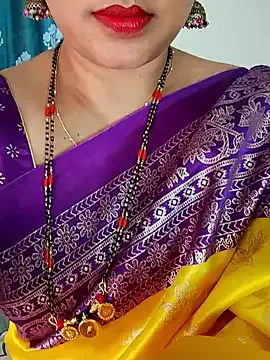  – webcam model profile photo Image 18
