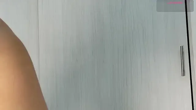 Nonchan_ – webcam model profile photo Image 4