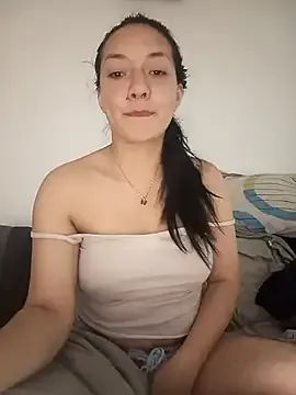 Nonchan_ – webcam model profile photo Image 4