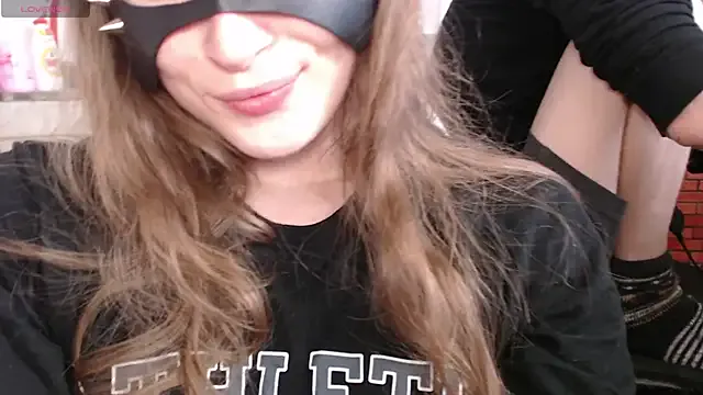 seraphine23 – webcam model profile photo Image 14