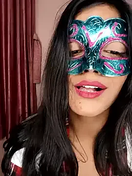 seraphine23 – webcam model profile photo Image 7