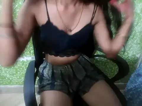 AryaSummersReal – webcam model profile photo Image 9