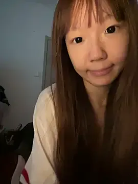 roouse – webcam model profile photo Image 18