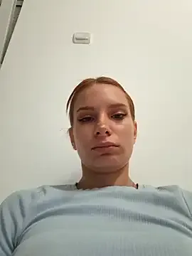  – webcam model profile photo Image 10