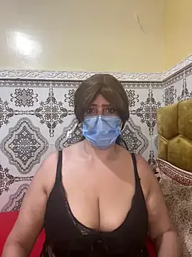 _Alice_1 – webcam model profile photo Image 13